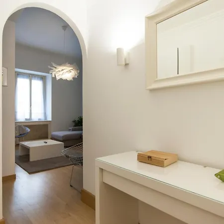 Apartment Youhosty - Dei Piatti 3 *