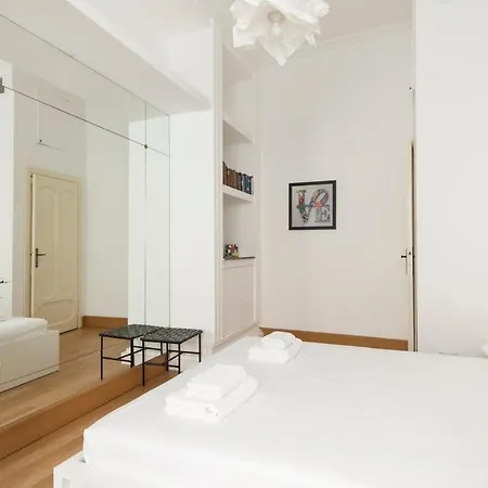 Youhosty - Dei Piatti 3 Apartment Milan