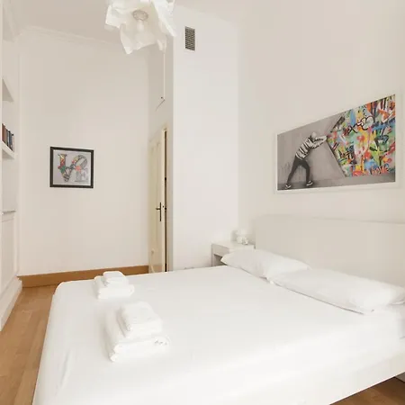 Youhosty - Dei Piatti 3 Apartment *